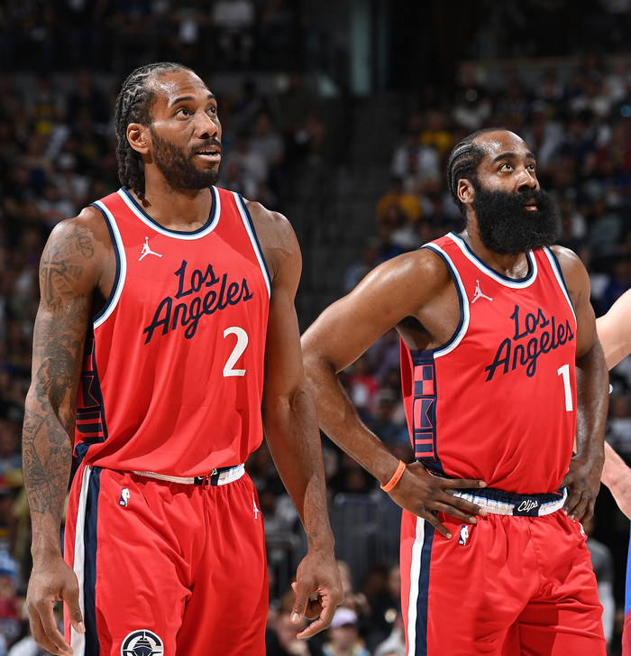 还得看圆神😱安东尼连场建功助球队欧联杯获胜，本赛季已8球4助（圆神发威！安东尼连场破门助球队欧联告捷，本季已8球4助）