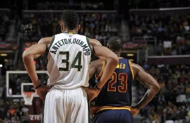 巴尔泰萨吉：现在谈意甲冠军为时过早；我有点像斯皮纳佐拉（巴尔泰萨吉：意甲夺冠言之过早，我的风格有些像斯皮纳佐拉）